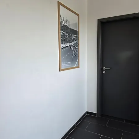 Pd23 Alte Feuerwache I Ganze I 5 Einzelbetten I 3 I 3min Cityhospital I 50m Supermarkt I Kueche I Smarttv Apartament *